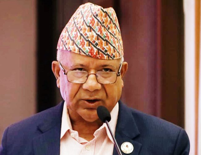 माओबादी धोकेवाज भयो– माधव नेपाल