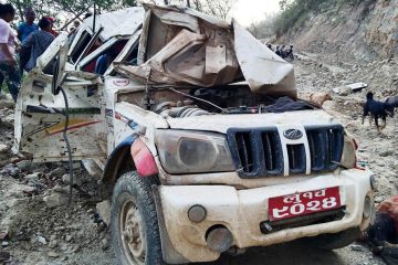 पाल्पामा जिप दुर्घटना हुदा २ वर्षीय बालकसहित ५ जनाको मृत्यु