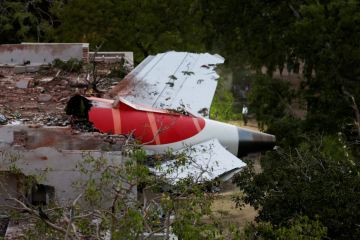 एयर इन्डिया दुर्घटना : प्रारम्भिक रिपोर्टले ककपिटभित्रै देखायो शंका